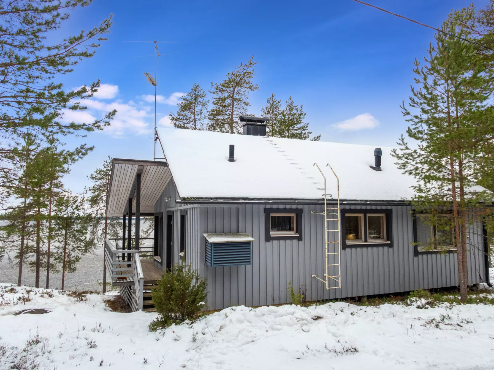 Keskikallio, nuasjärvi-Dedans