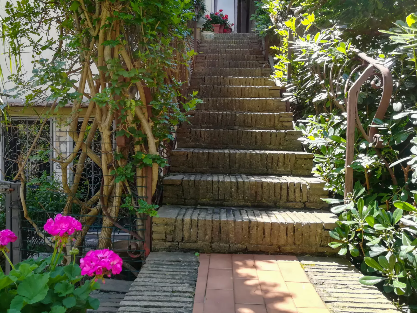 La Terrazza Di Dinky-Draußen