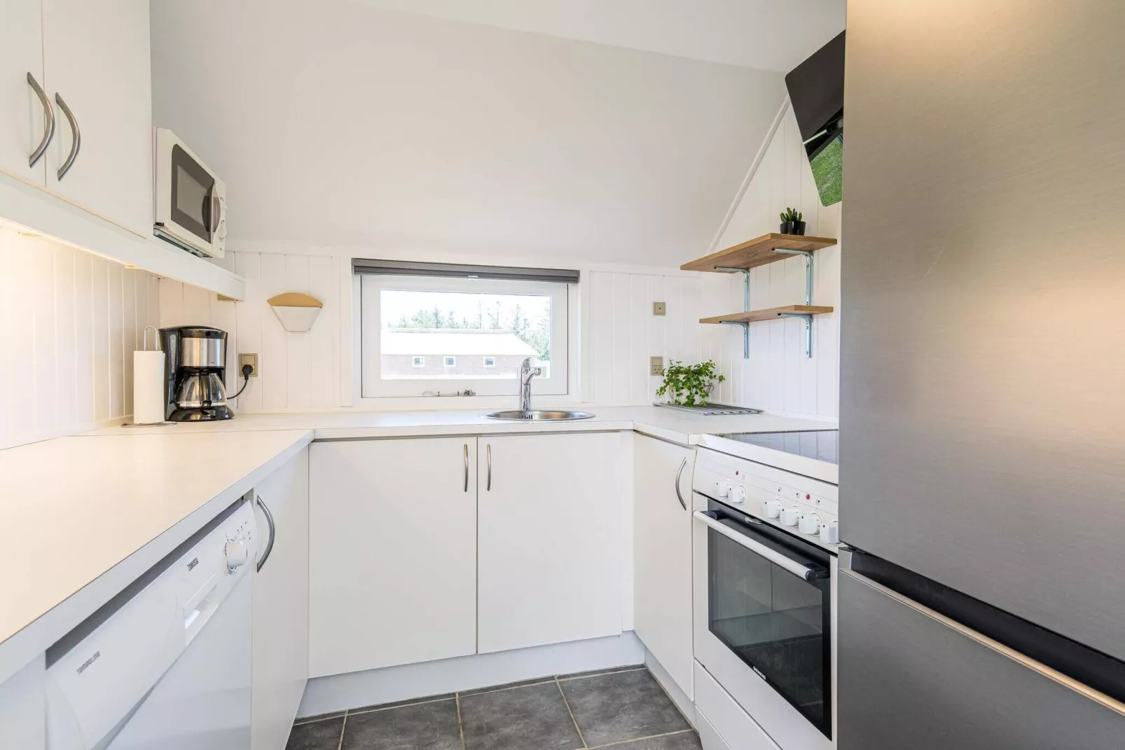 6 person holiday home in Vejers Strand-Indoor