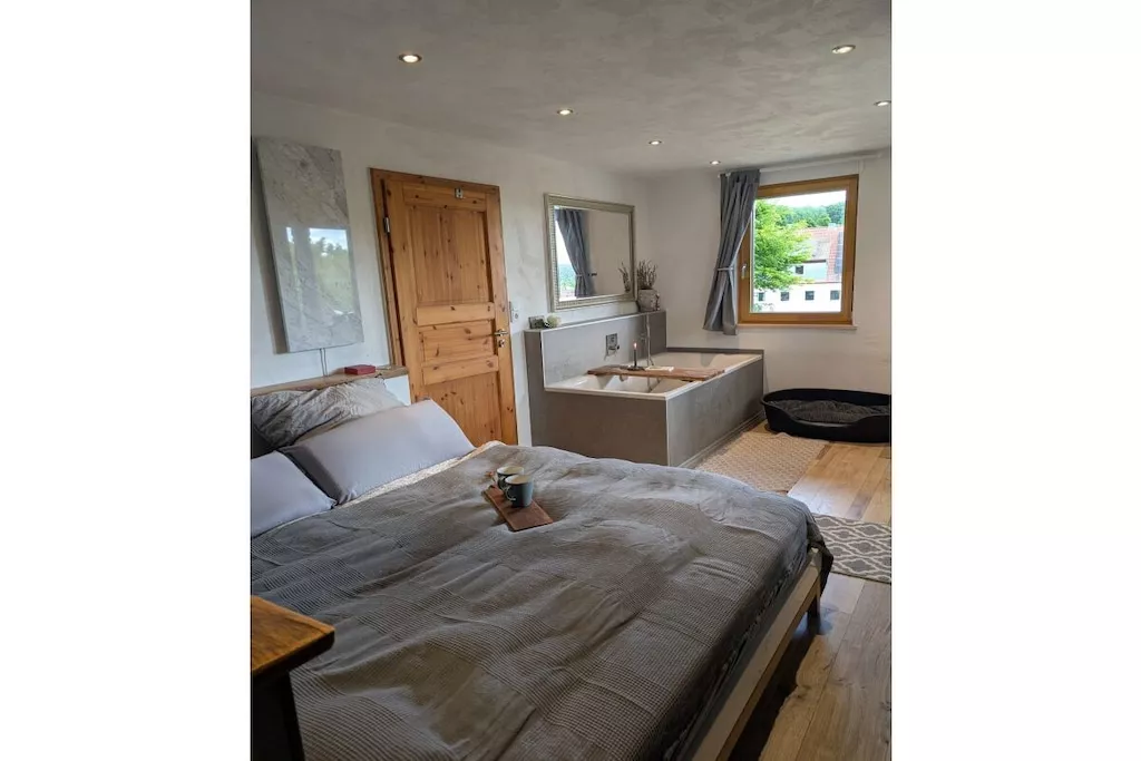 624768-Nicht zugeordnet