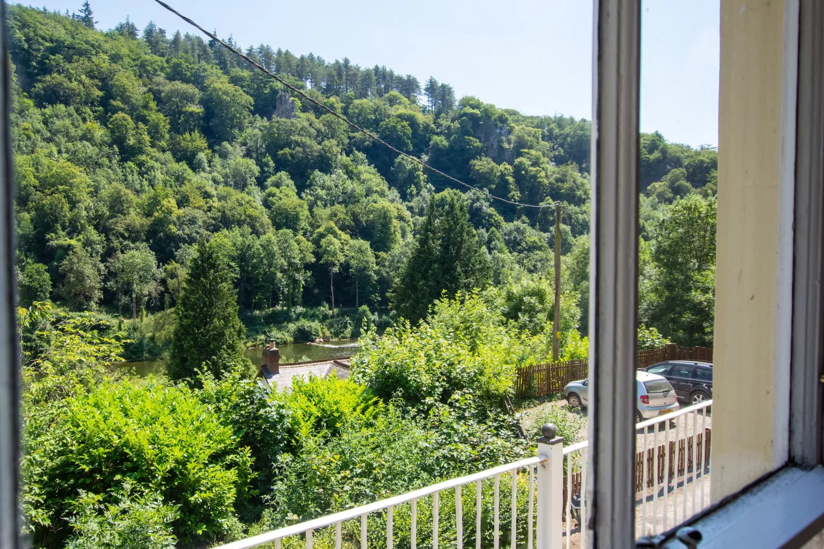 Holly Tree House-View in winter