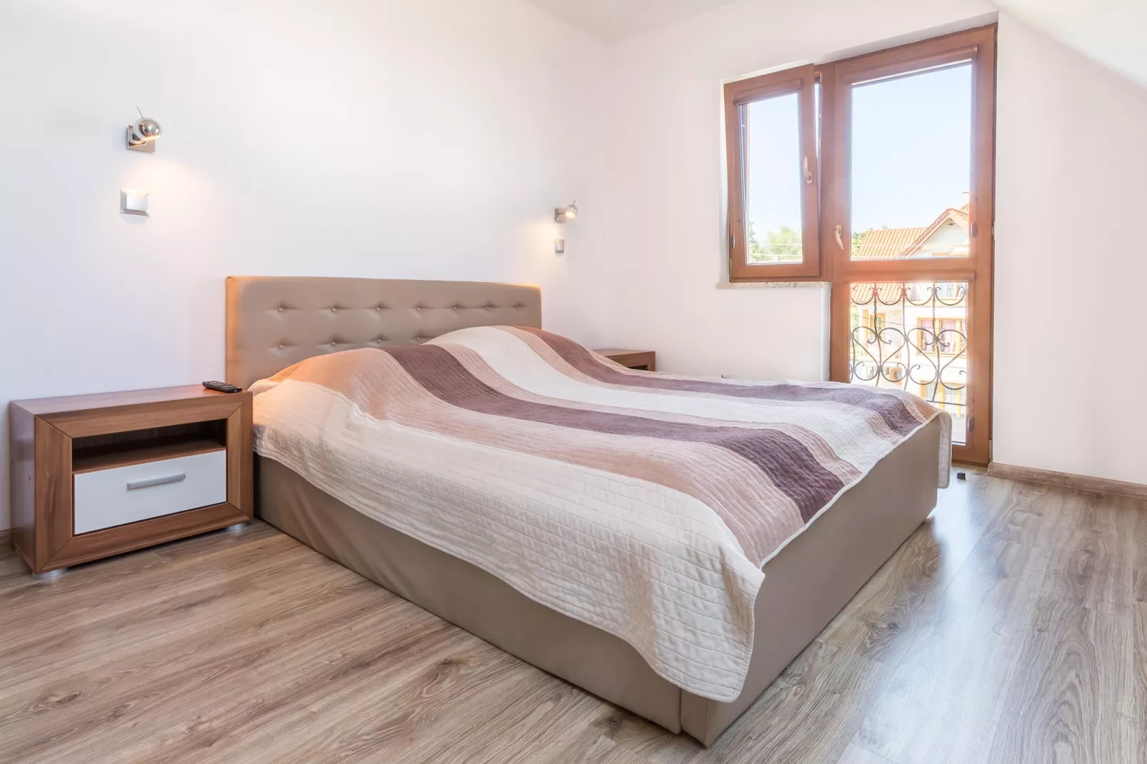 Apartamenty wakacyjne w Krynicy Morskiej z widokiem na miasto NR 9-Schlafzimmer