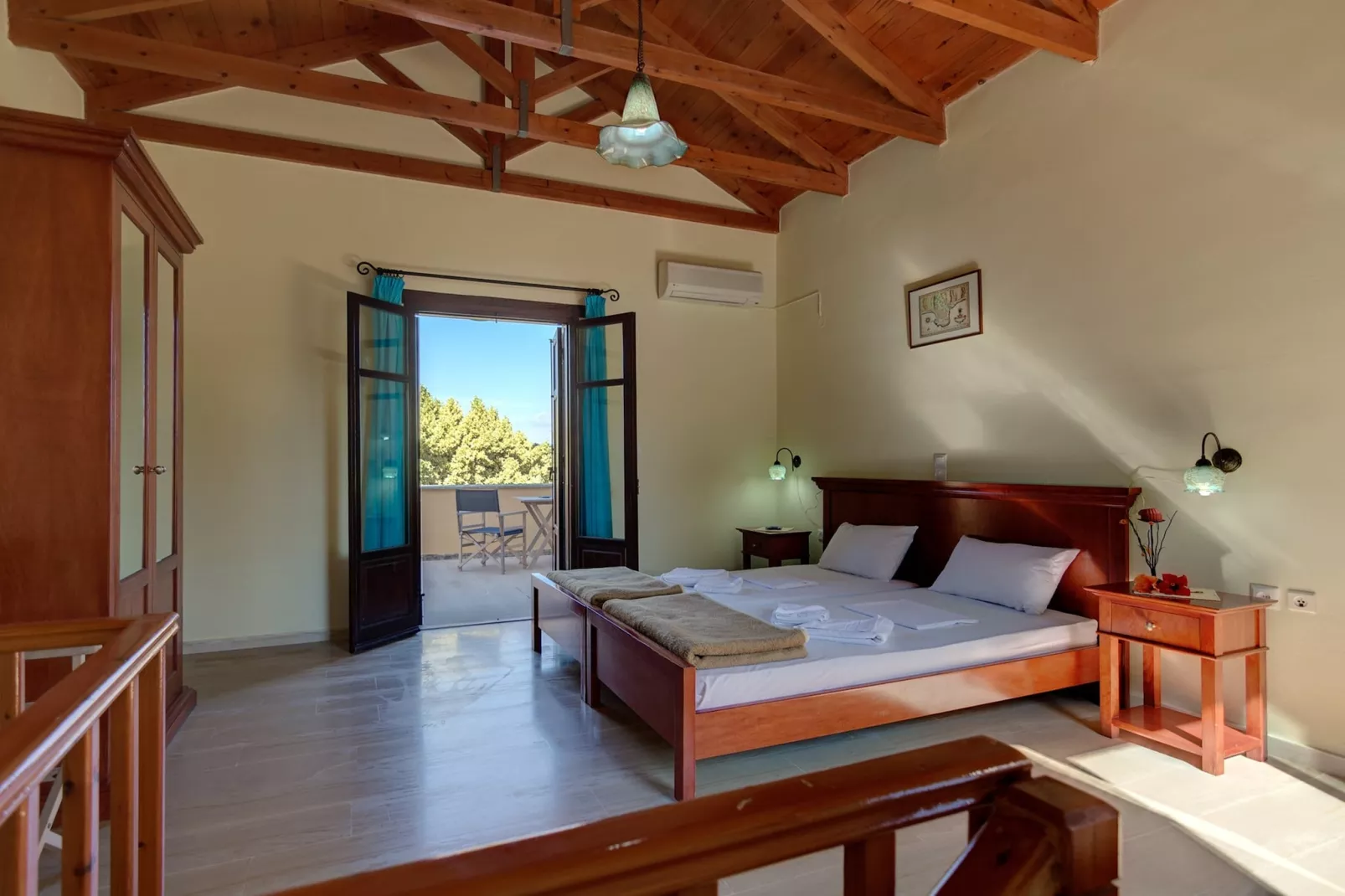 Heliopetra House-Schlafzimmer