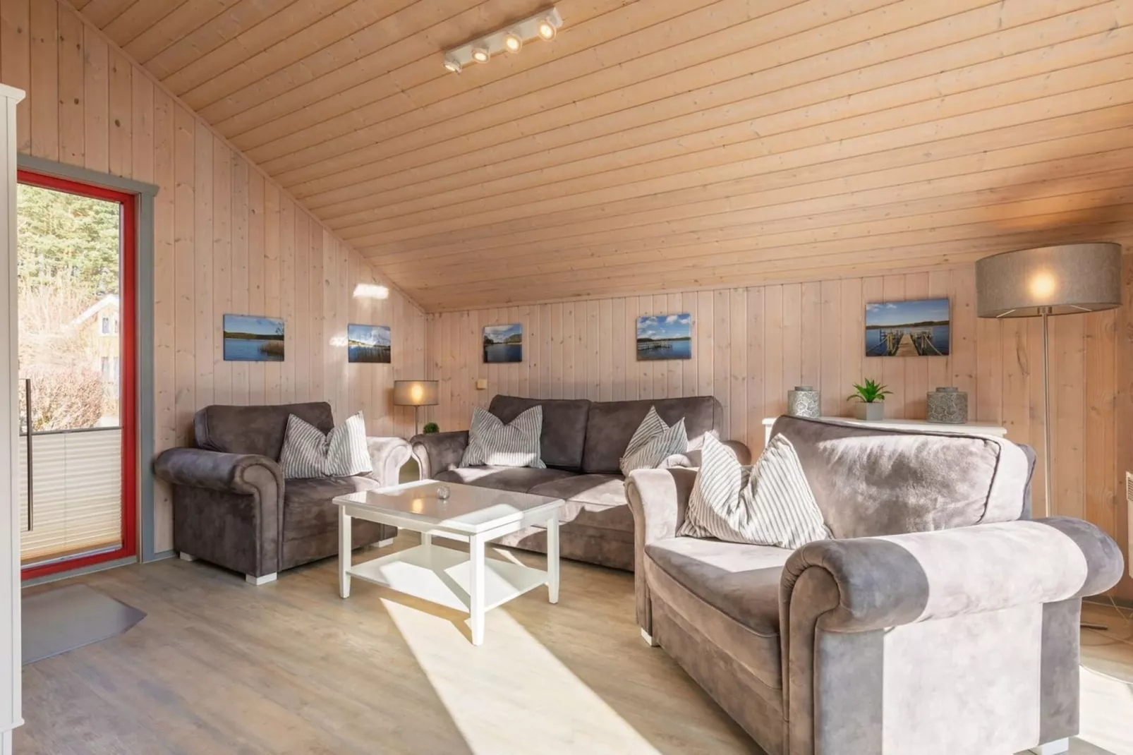 FH Wildgans Comfort mit Sauna & Kaminofen 81 qm 156-Wohnzimmer