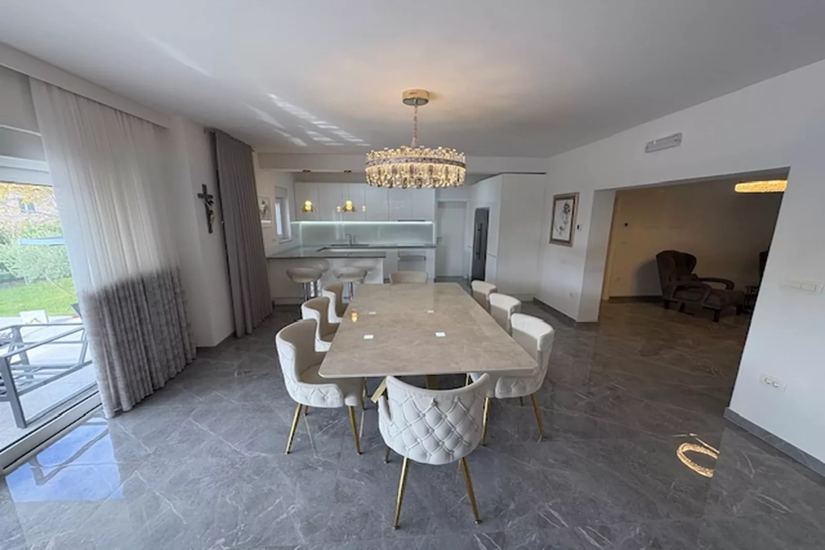 Villa Antonija-Esszimmer