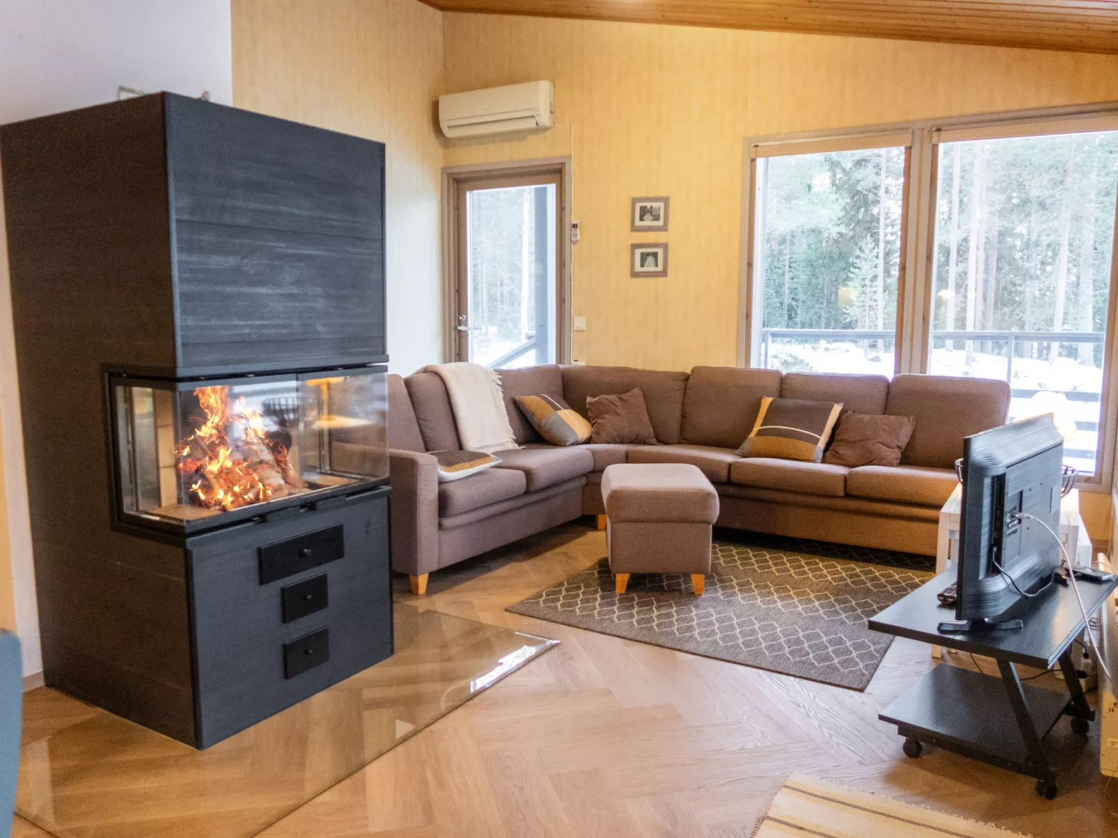 Keskikallio, nuasjärvi-Dedans