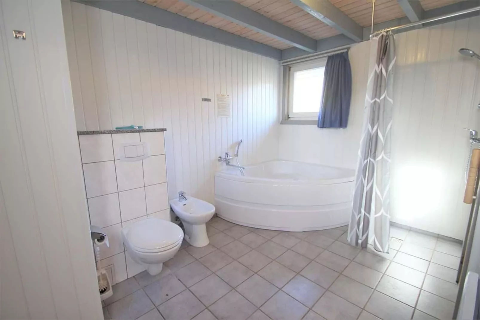 FH Wildgans Comfort Nr27-Salle de bain
