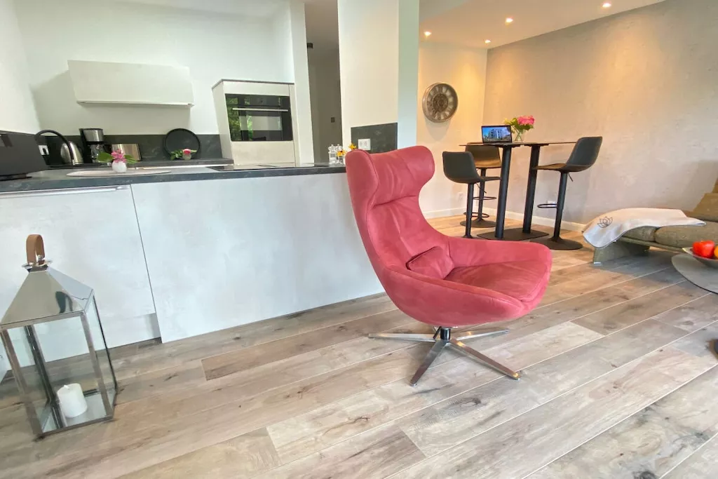 635286-Nicht zugeordnet