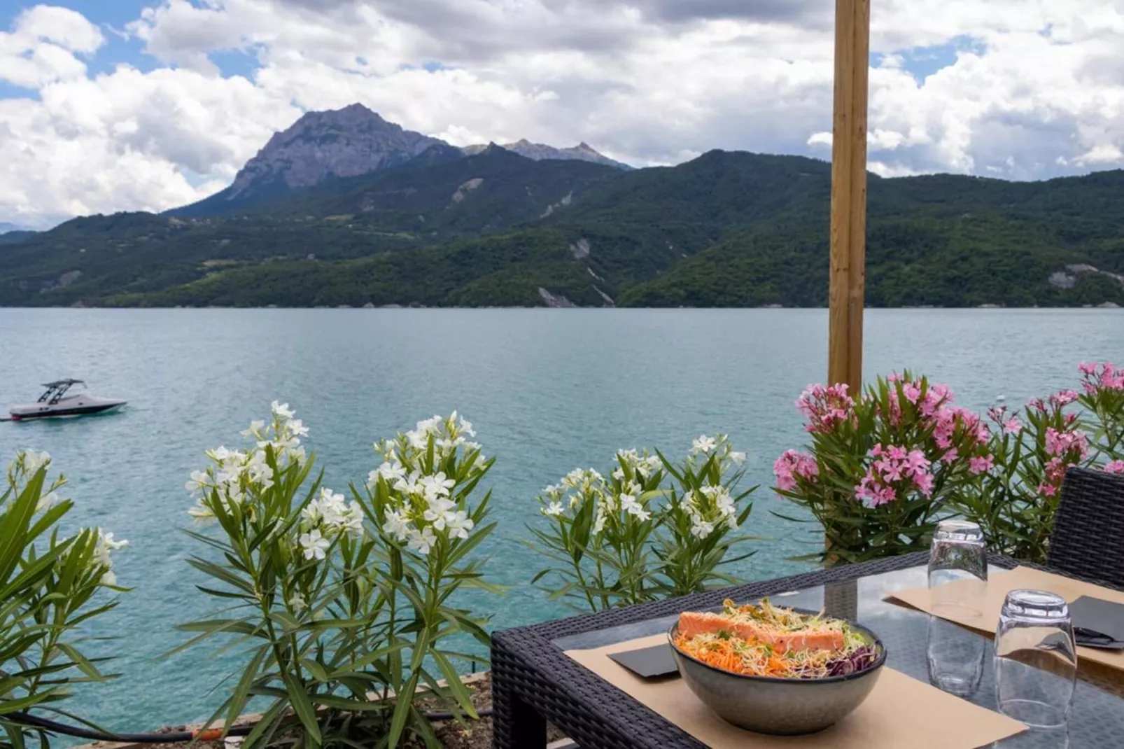 Domaine de l'Ecrin du Lac Chorges Appartements - 2 ch 6 pers-Vue d'été