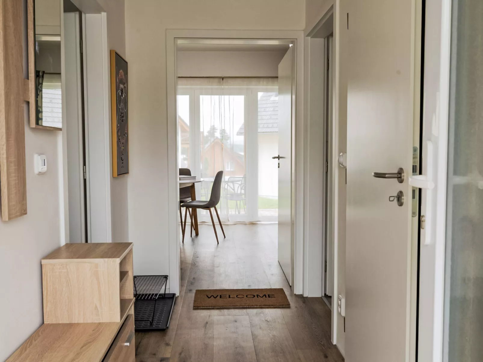 Lakeside Village 39-Dedans