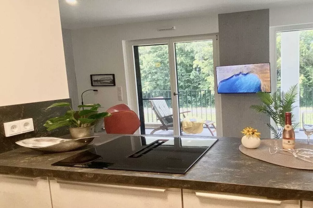 635286-Nicht zugeordnet