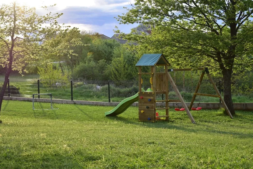 612351-Nicht zugeordnet