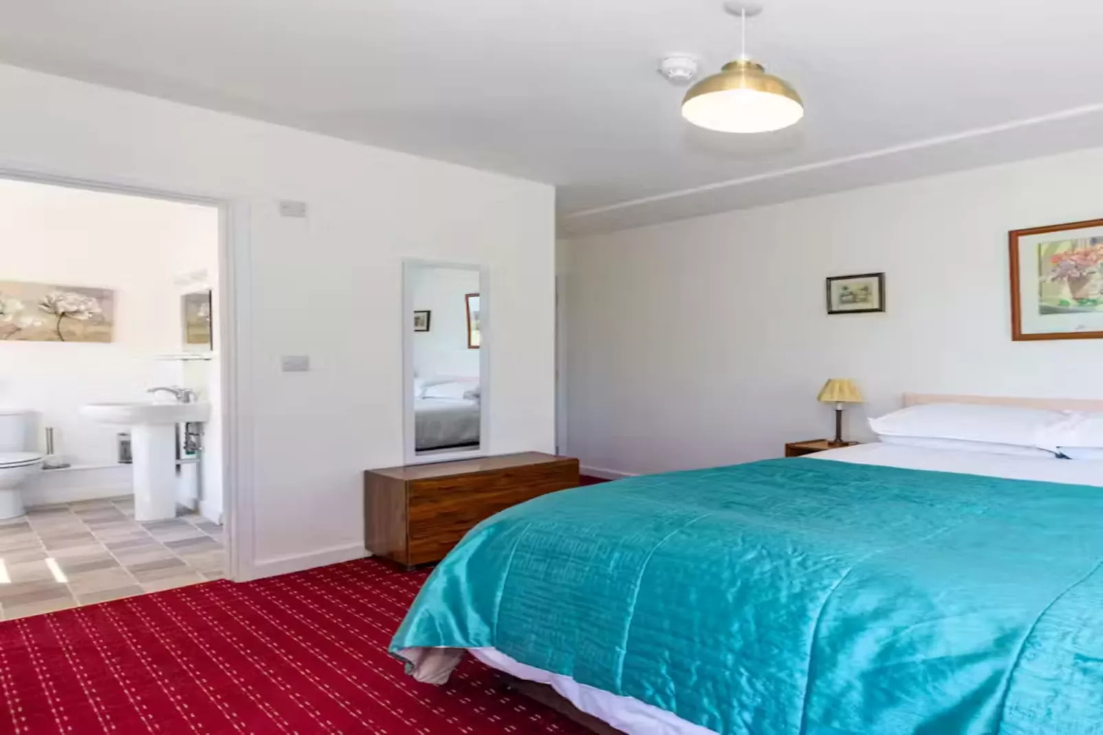 River Wye Lodge-Bedroom