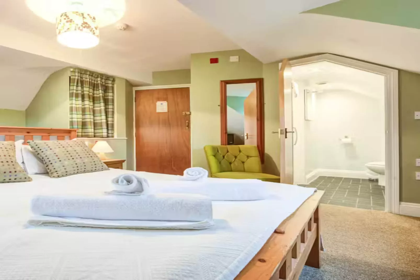 Forest House-Bedroom