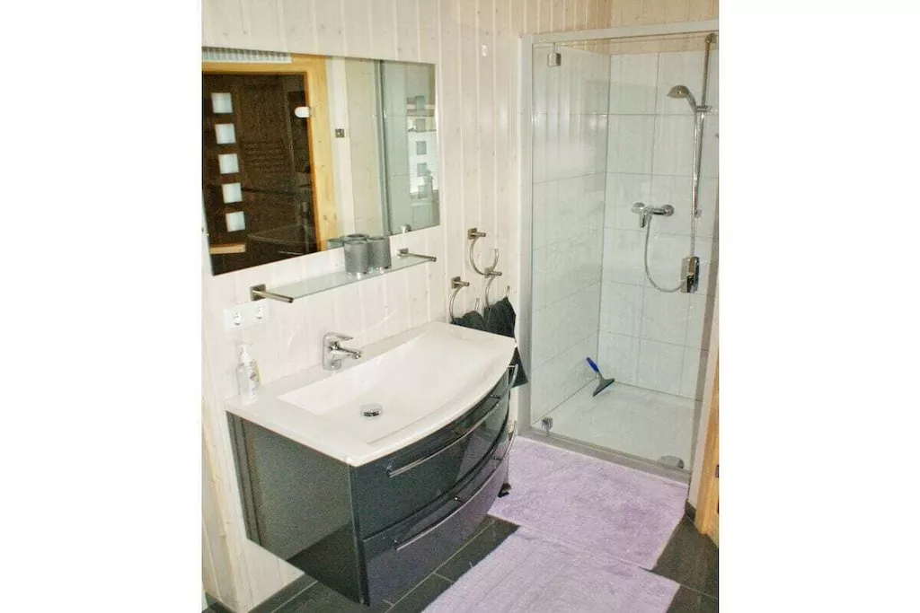 523364-Nicht zugeordnet