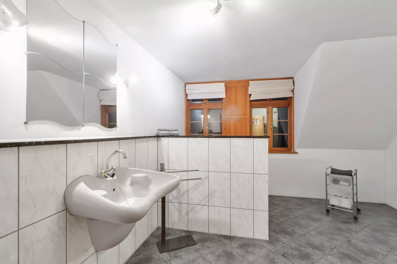 Ferienwohnung auf dem Biobauernhof-Badezimmer