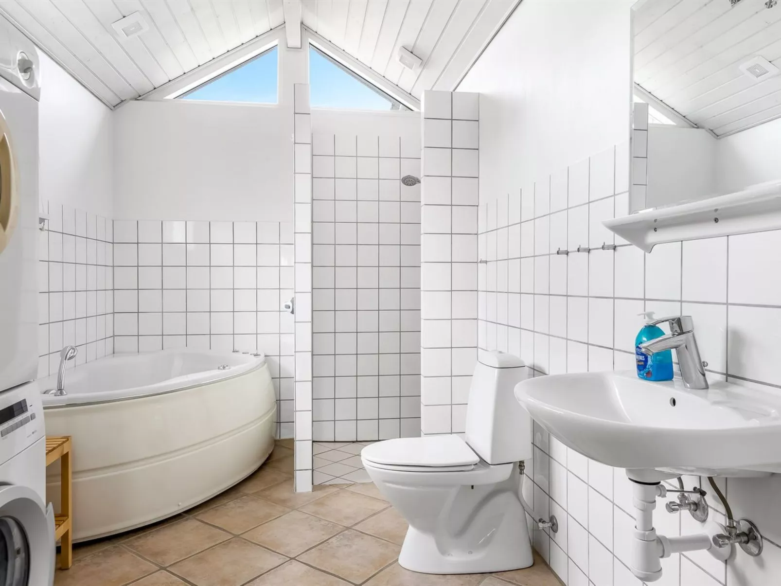 "Mortensen" - 350m from the sea-Dedans