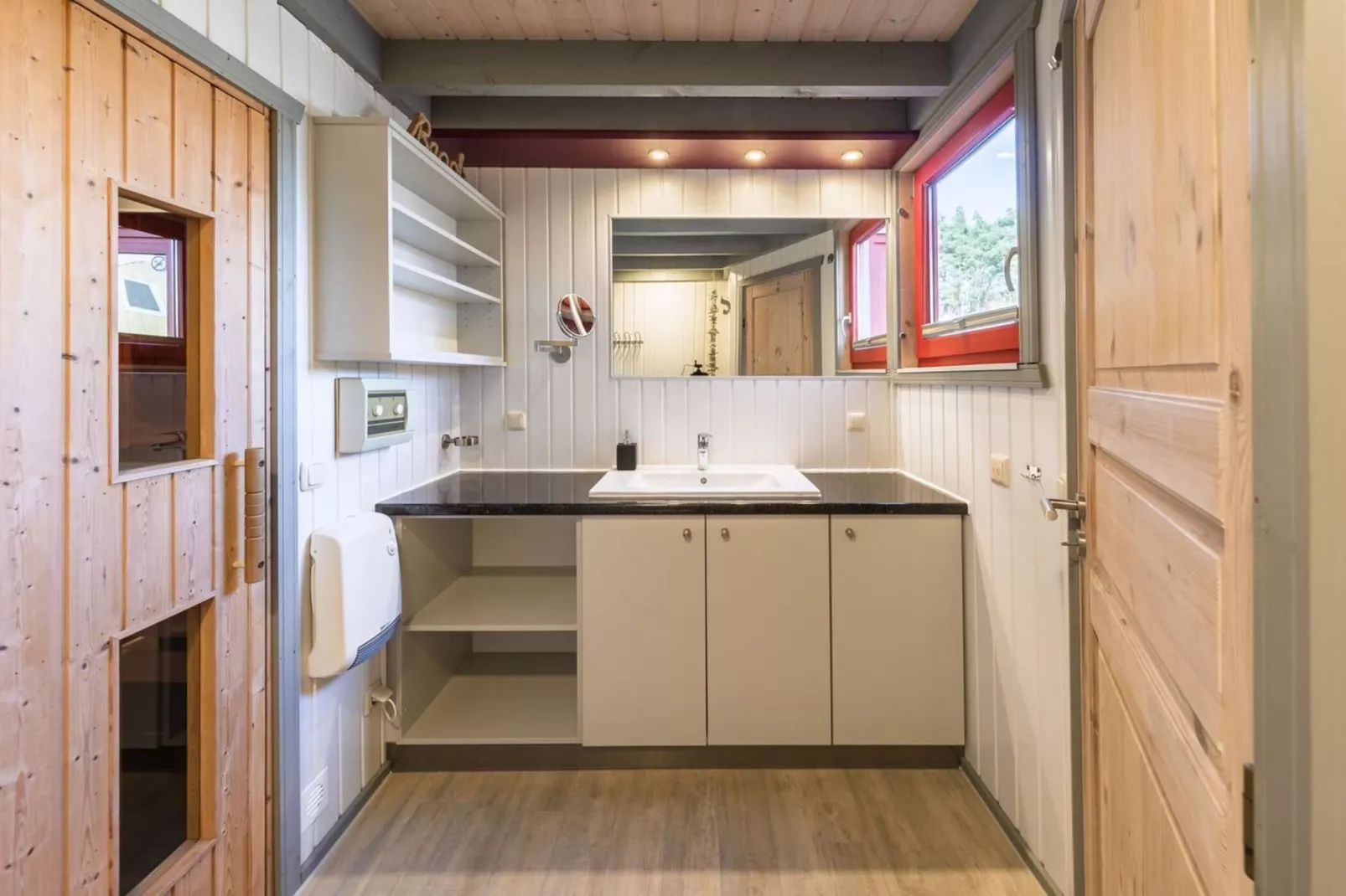 FH Wildgans Comfort mit Sauna & Kaminofen 81 qm 156-Badezimmer