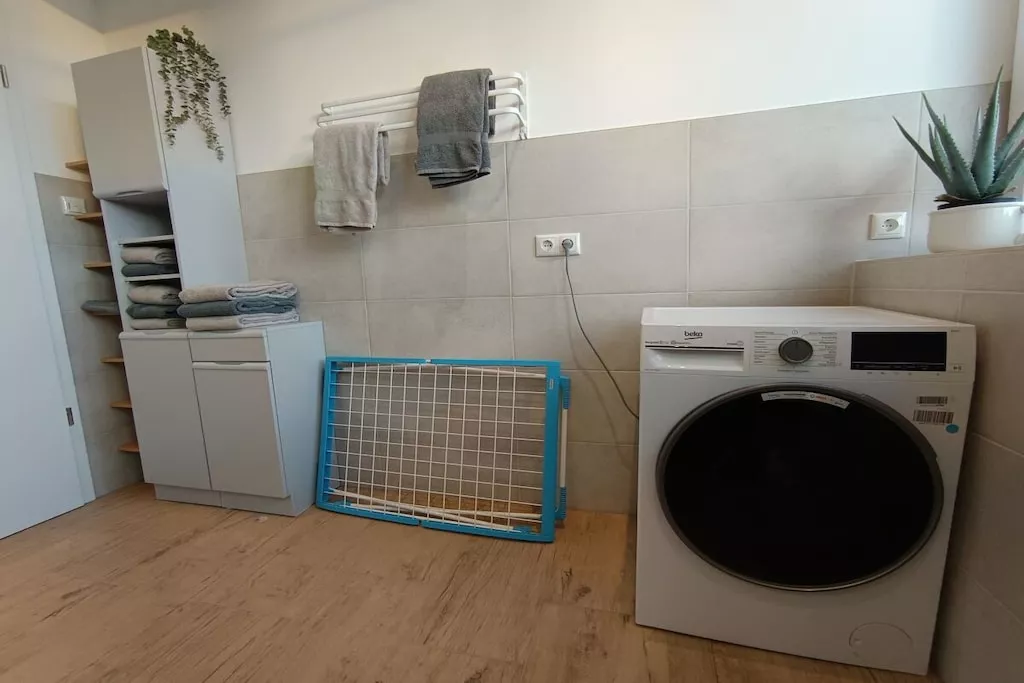 612360-Nicht zugeordnet