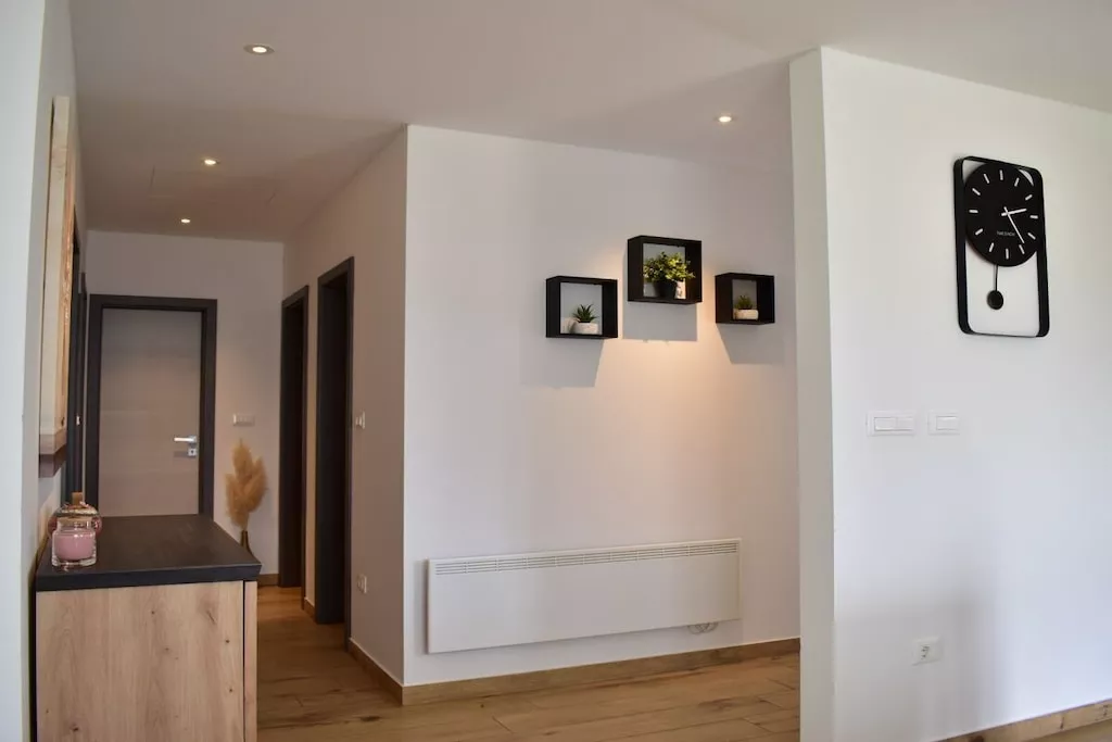 612351-Nicht zugeordnet