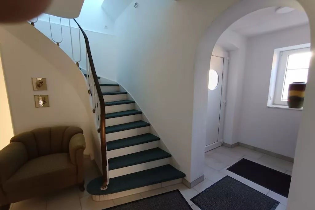 612360-Nicht zugeordnet