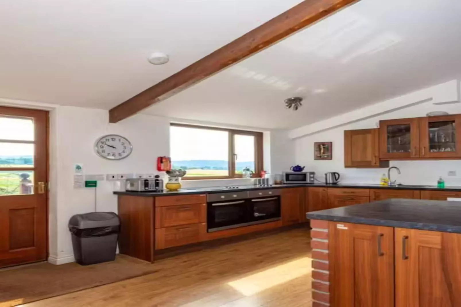 High Cloud Farm & Barn-Kitchen