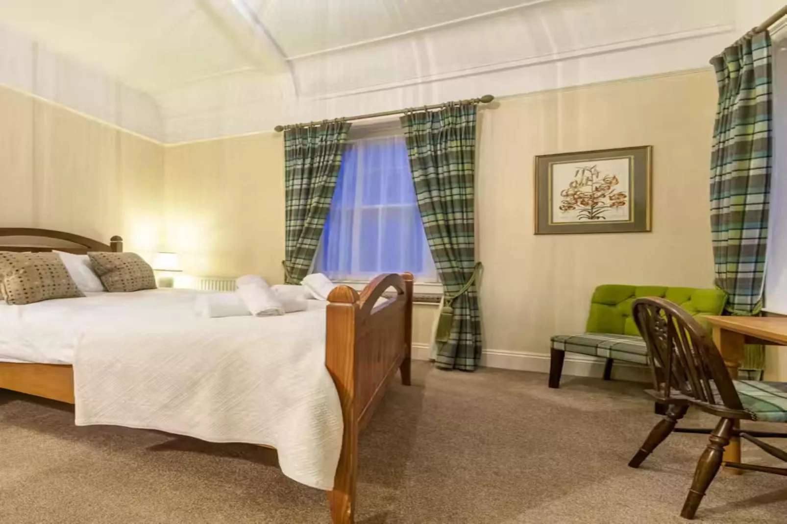 Forest House-Bedroom