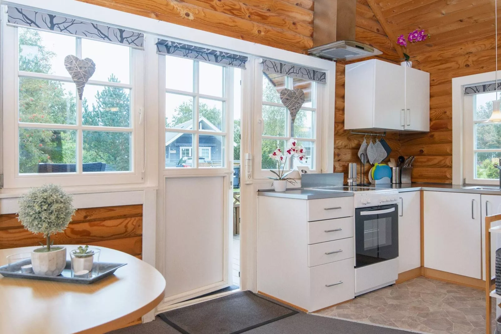 6 person holiday home in Hovborg-By Traum-Indoor