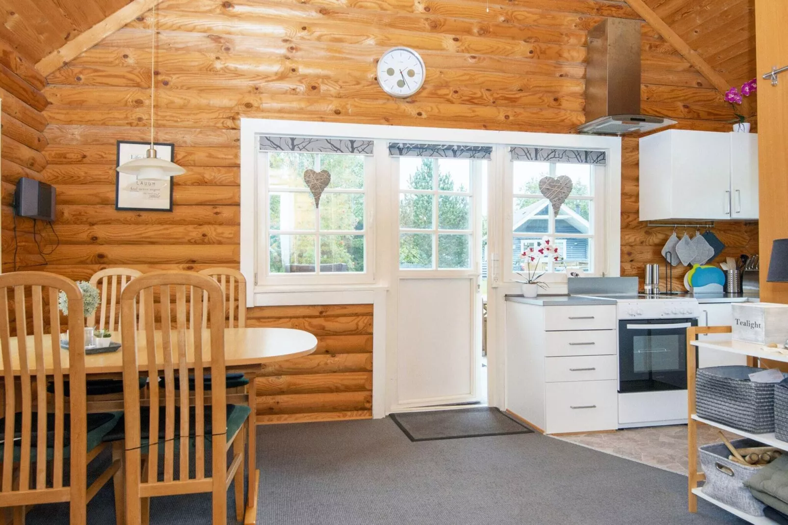 6 person holiday home in Hovborg-By Traum-Indoor