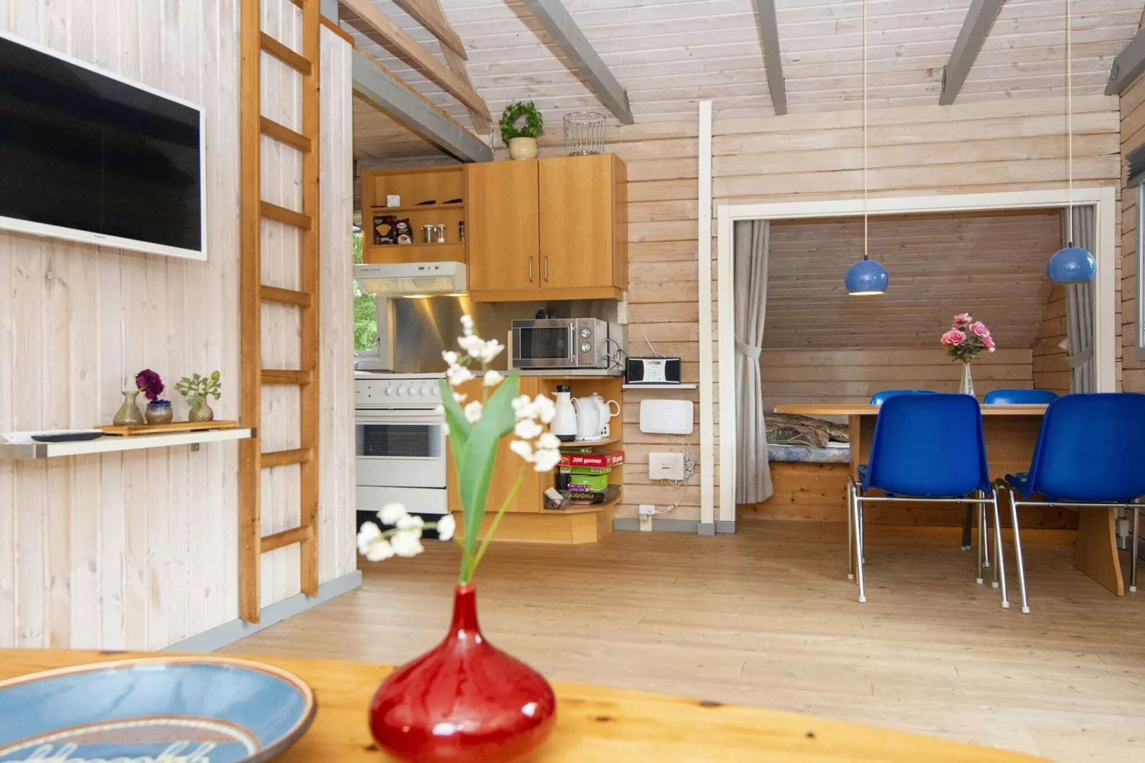 4 person holiday home in Hovborg-By Traum-Indoor