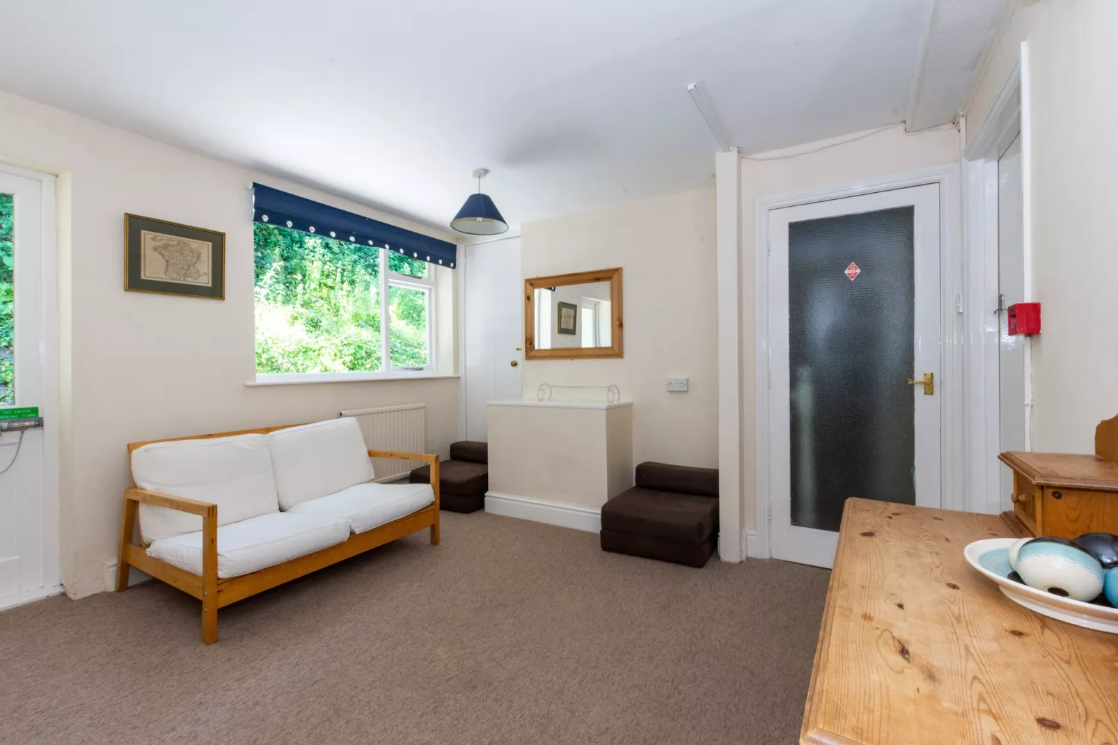 Holly Tree House-Recreation room