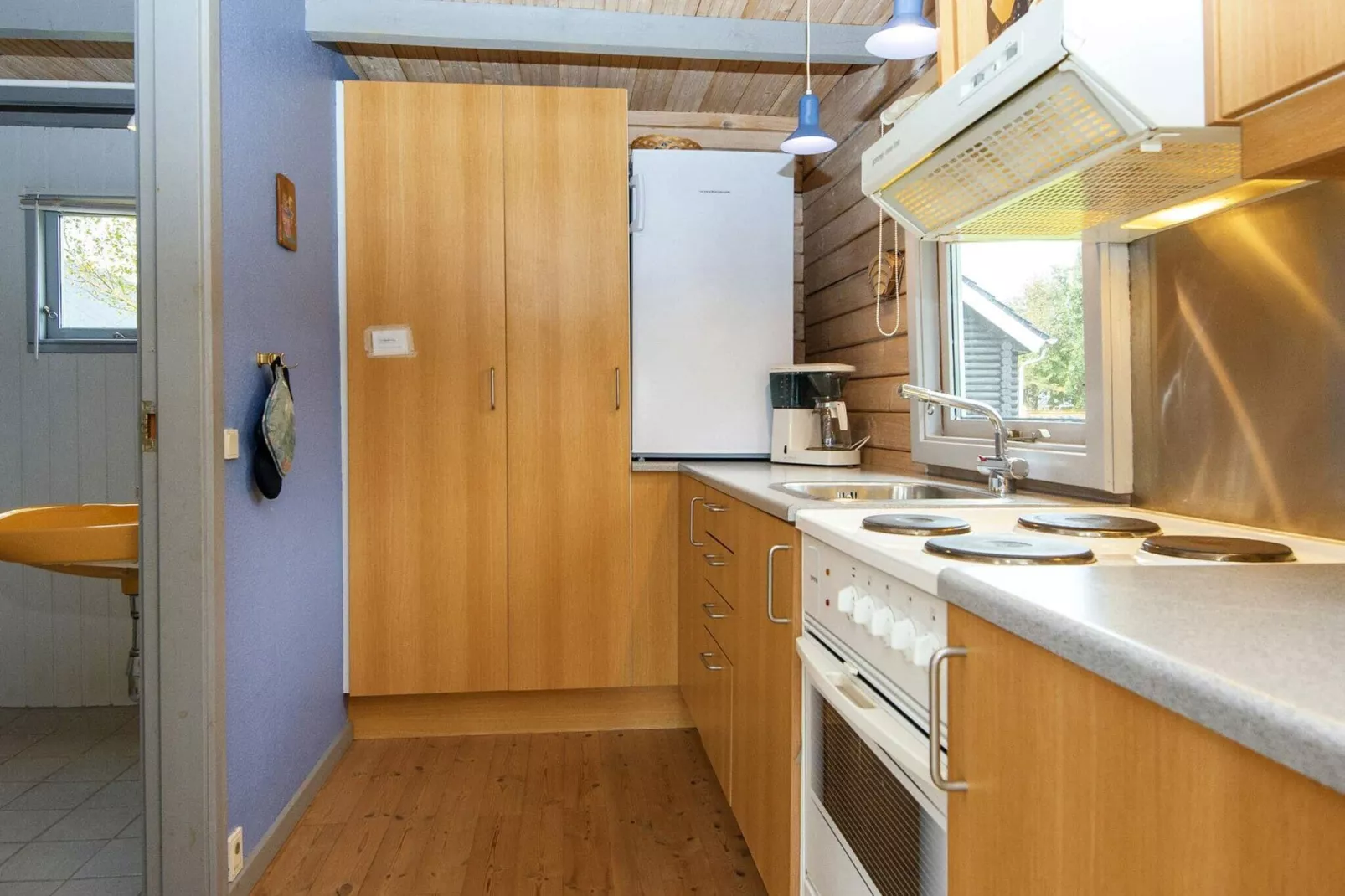 4 person holiday home in Hovborg-By Traum-Indoor