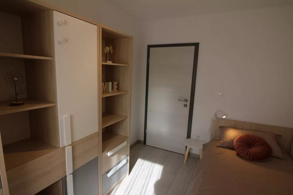 612351-Nicht zugeordnet