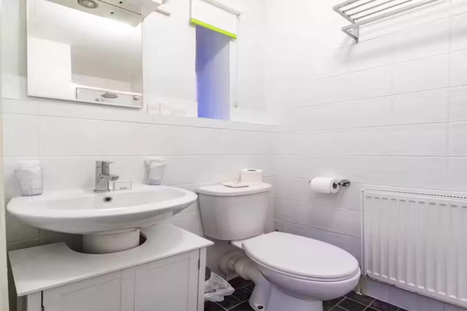 Forest House-Bathroom