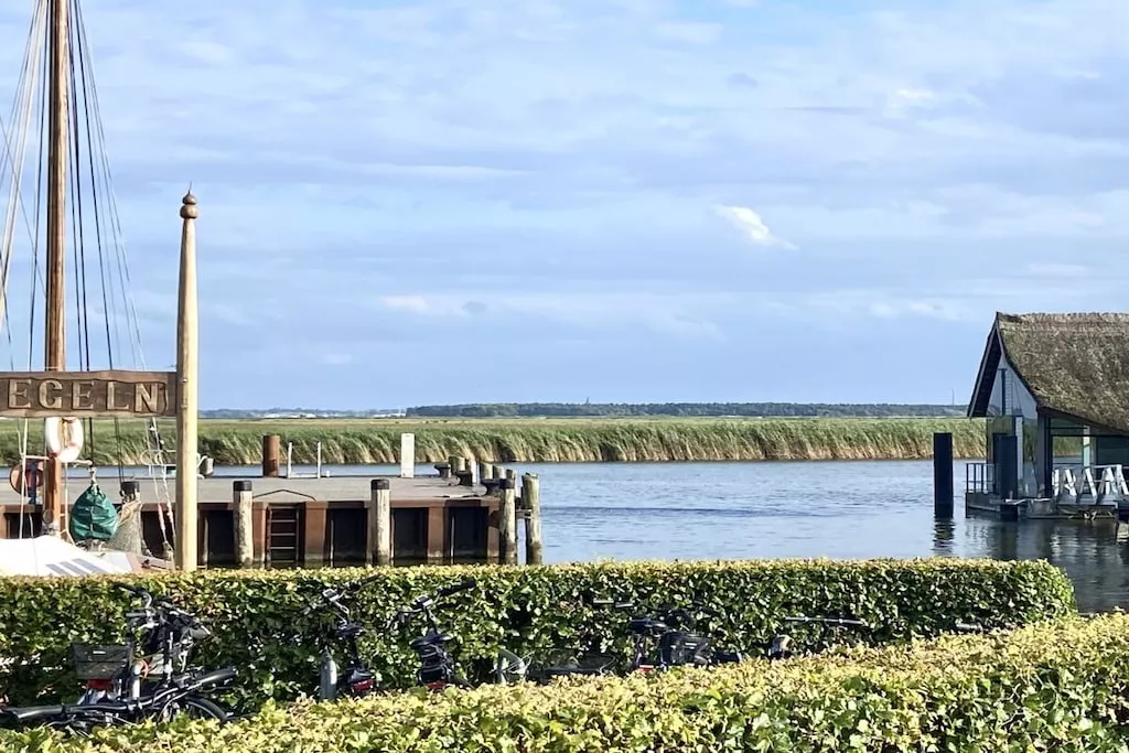 635286-Nicht zugeordnet