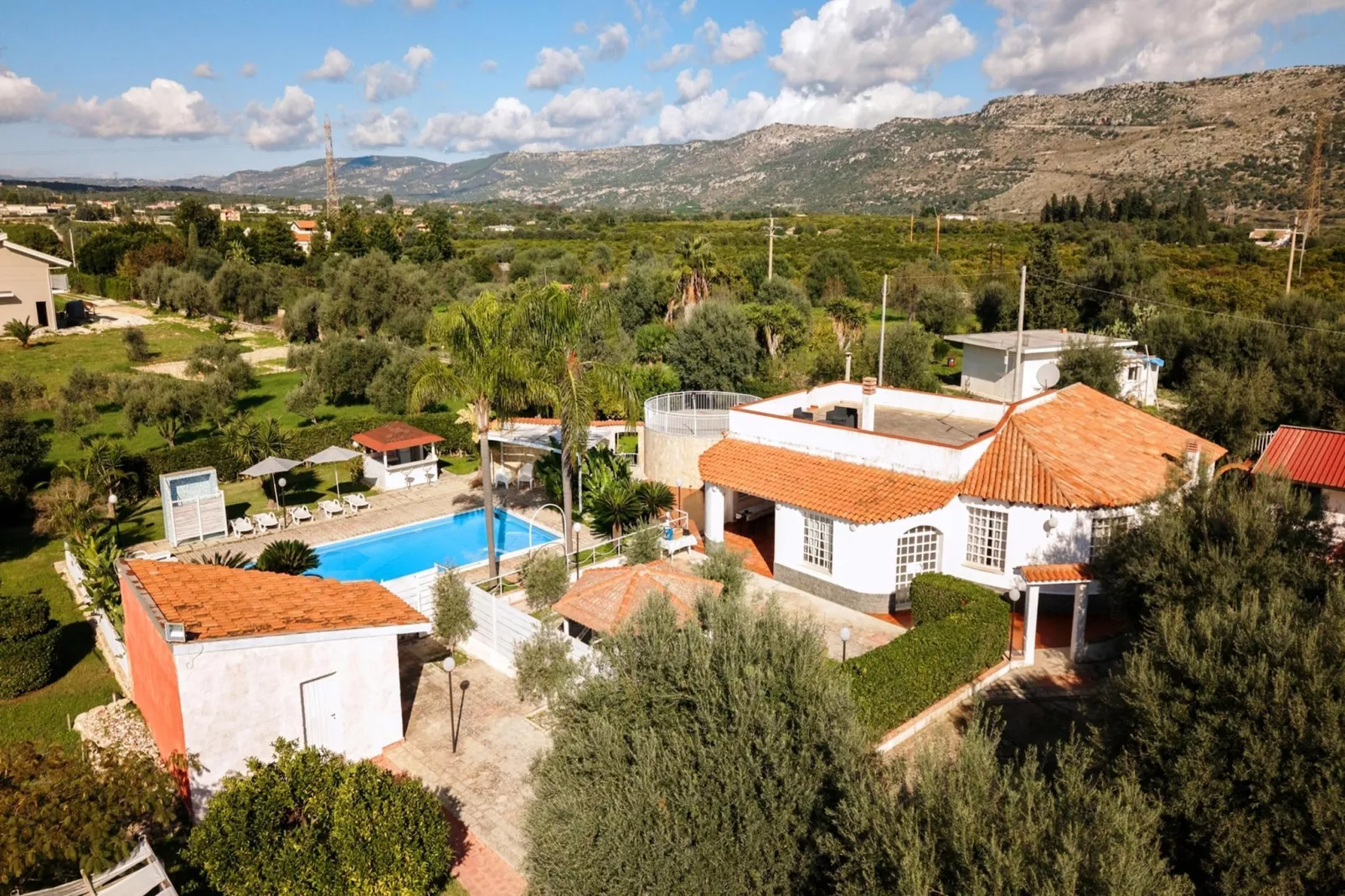 Villa Venera-View in summer