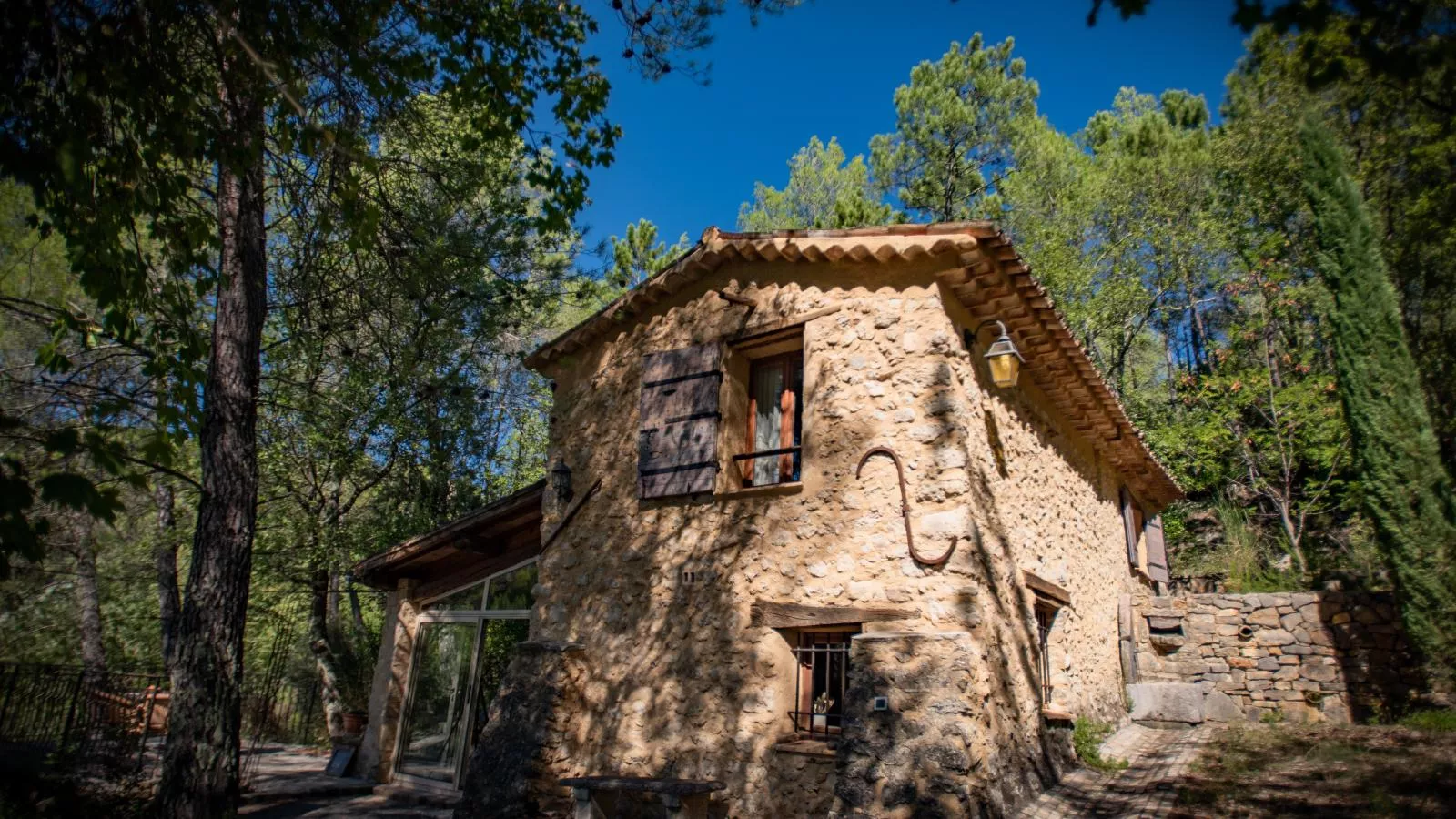Orchidée-Exterior in summer