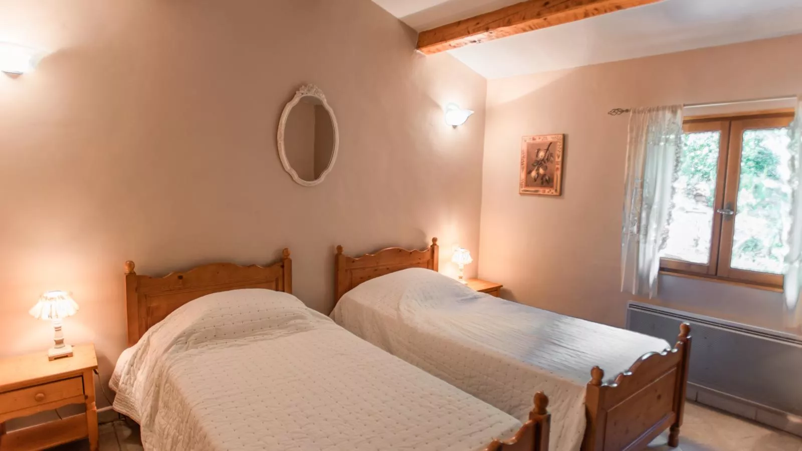 Orchidée-Bedroom
