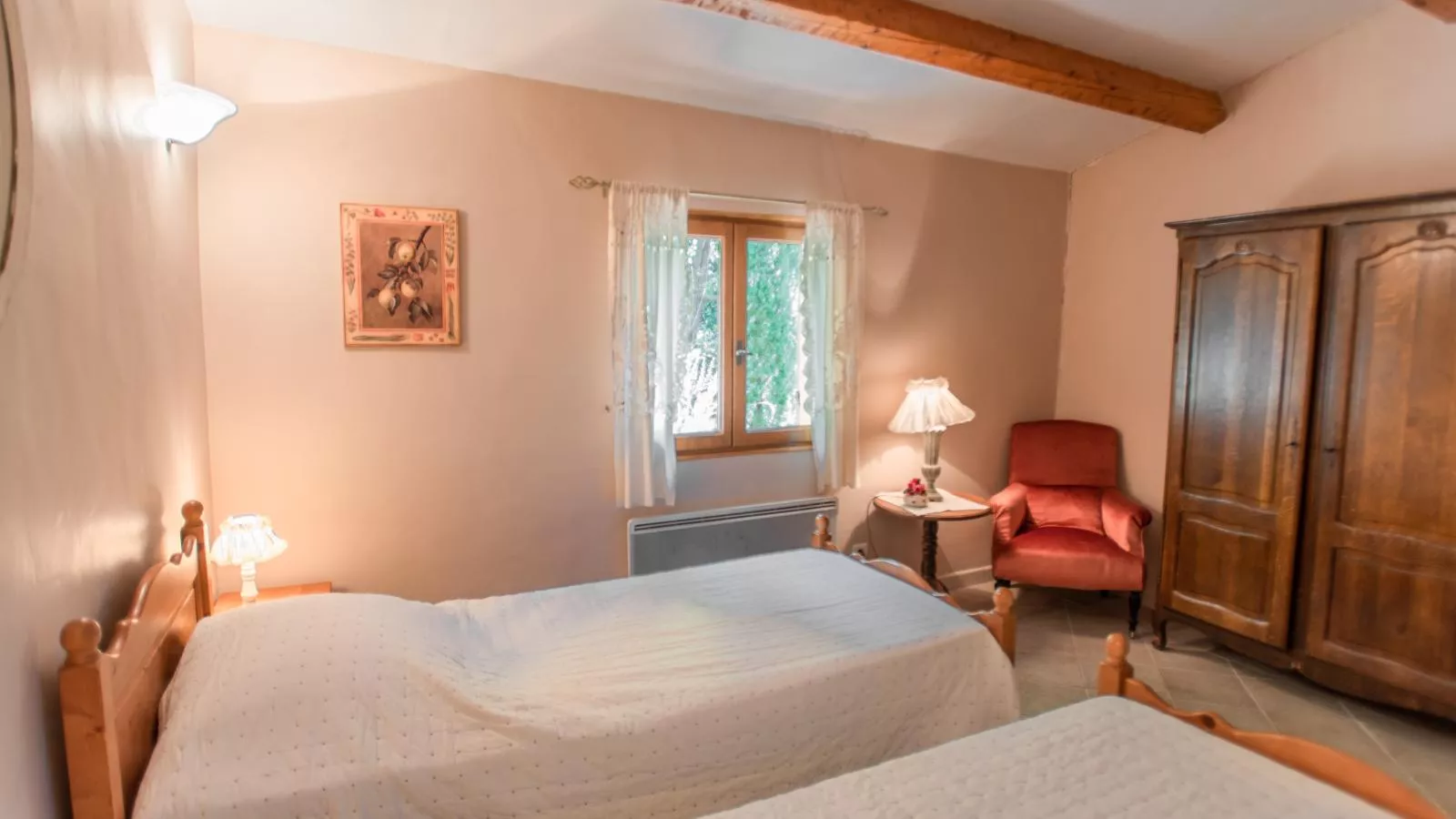 Orchidée-Bedroom