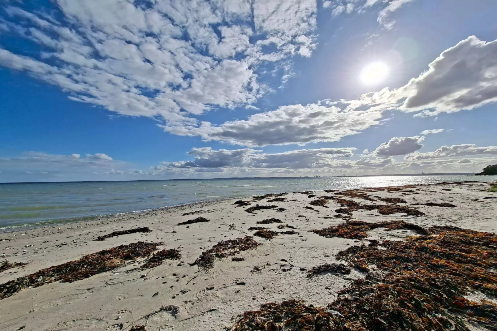 6 Personen Ferienhaus in Knebel-By Traum-Wasserblick