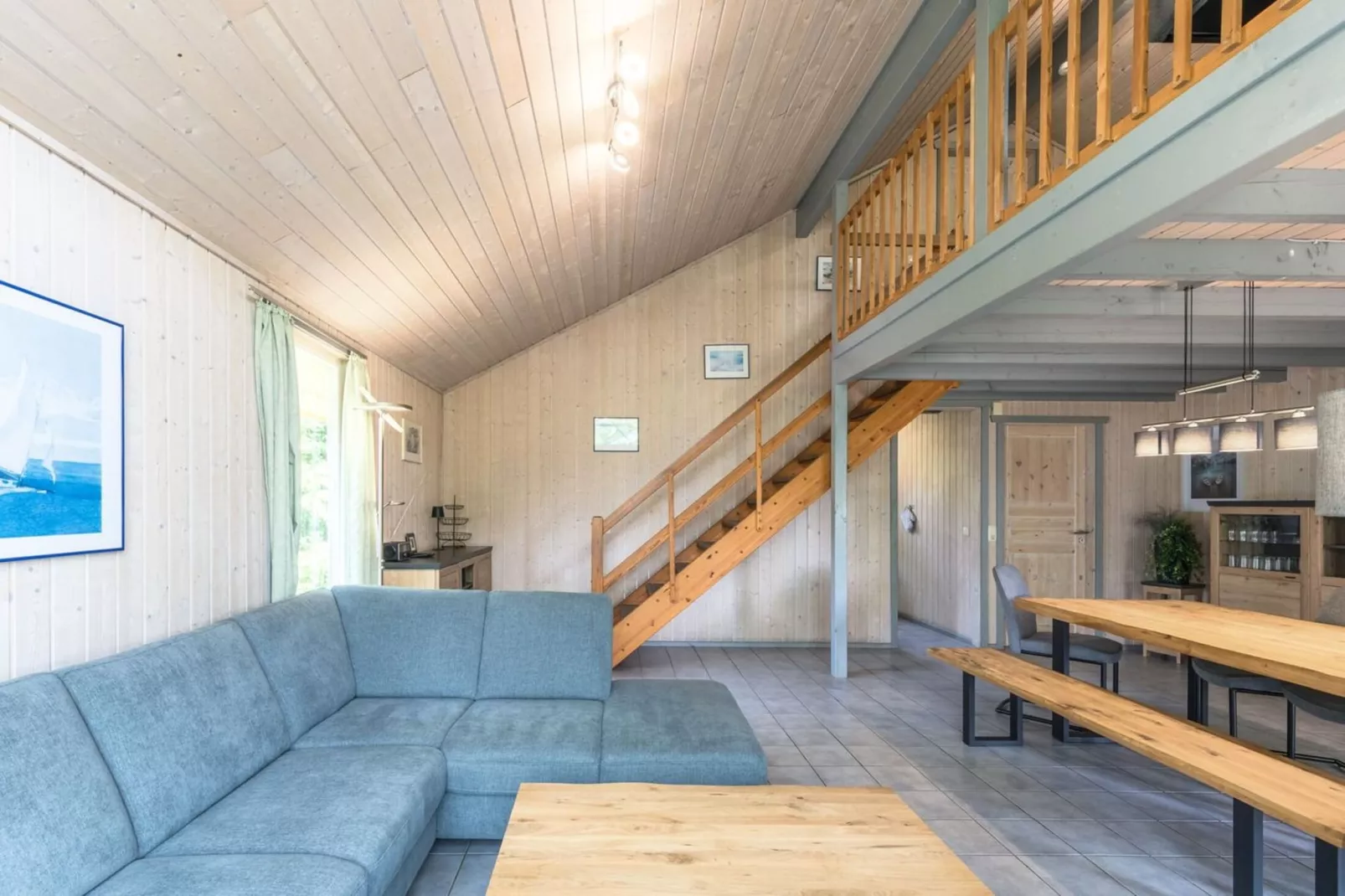 Kranich 244-Living room