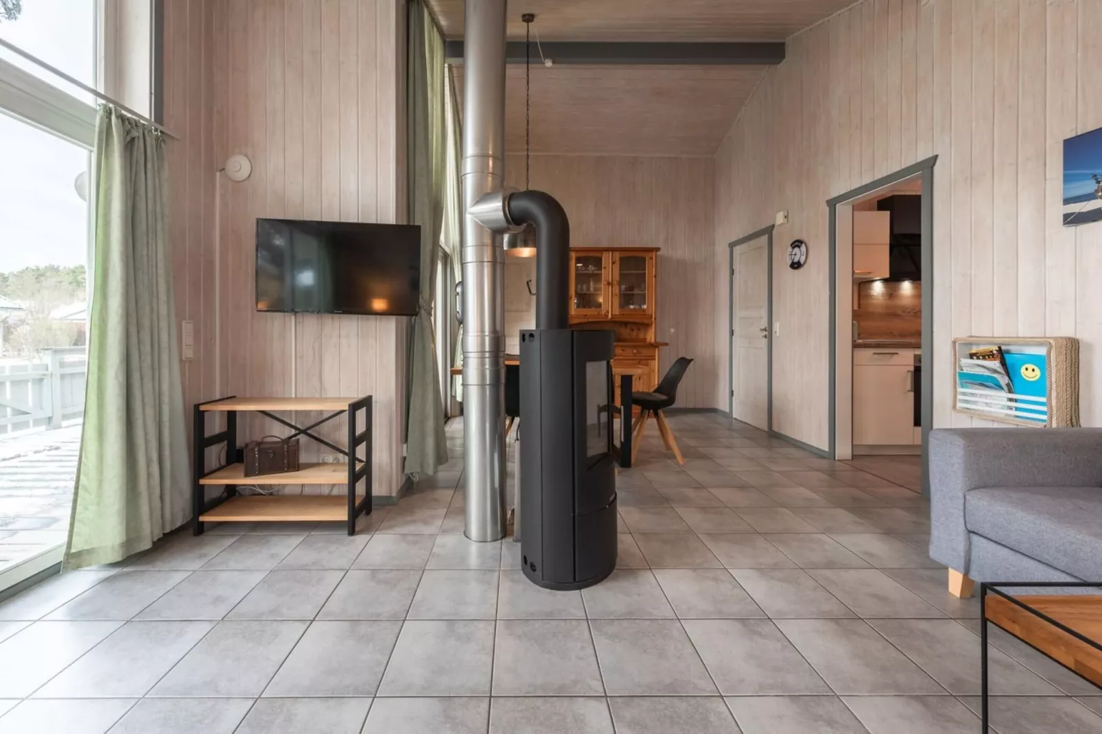 FH Seeschwalbe 230-Salon