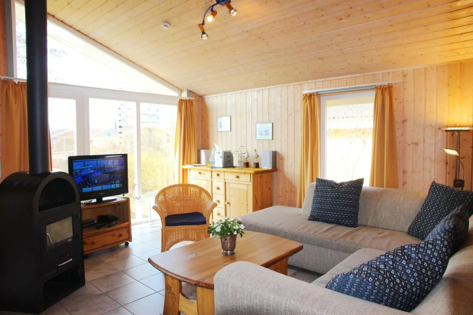 FH Seeschwalbe 219-Living room