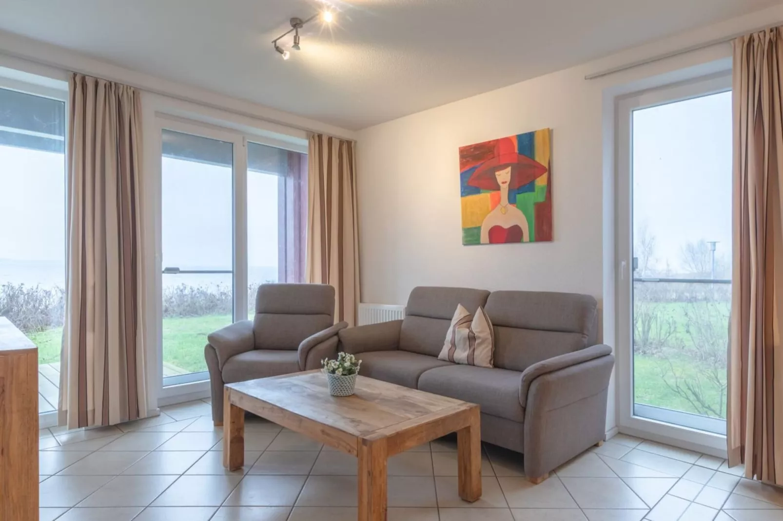 Kapitänshaus Gartendeck 64 qm Nr 492-Dining room