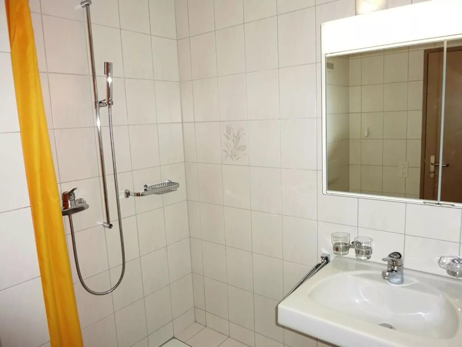 Blumenweg 2/1-Drinnen