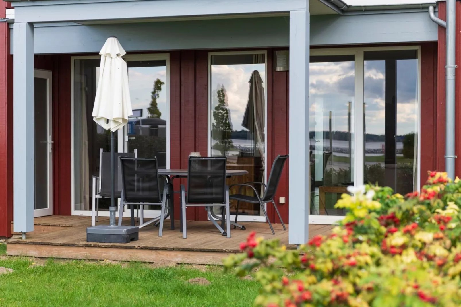 Kapitänshaus Gartendeck 64 qm Nr 471-Terrasse / balcon