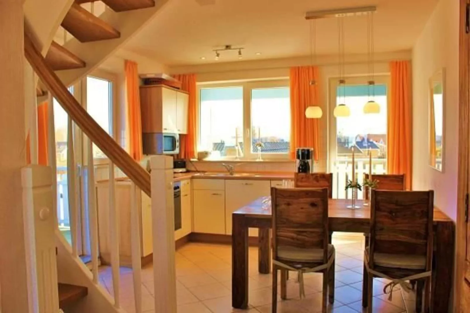 Kapitänsdeck 4 Pers 443-Esszimmer