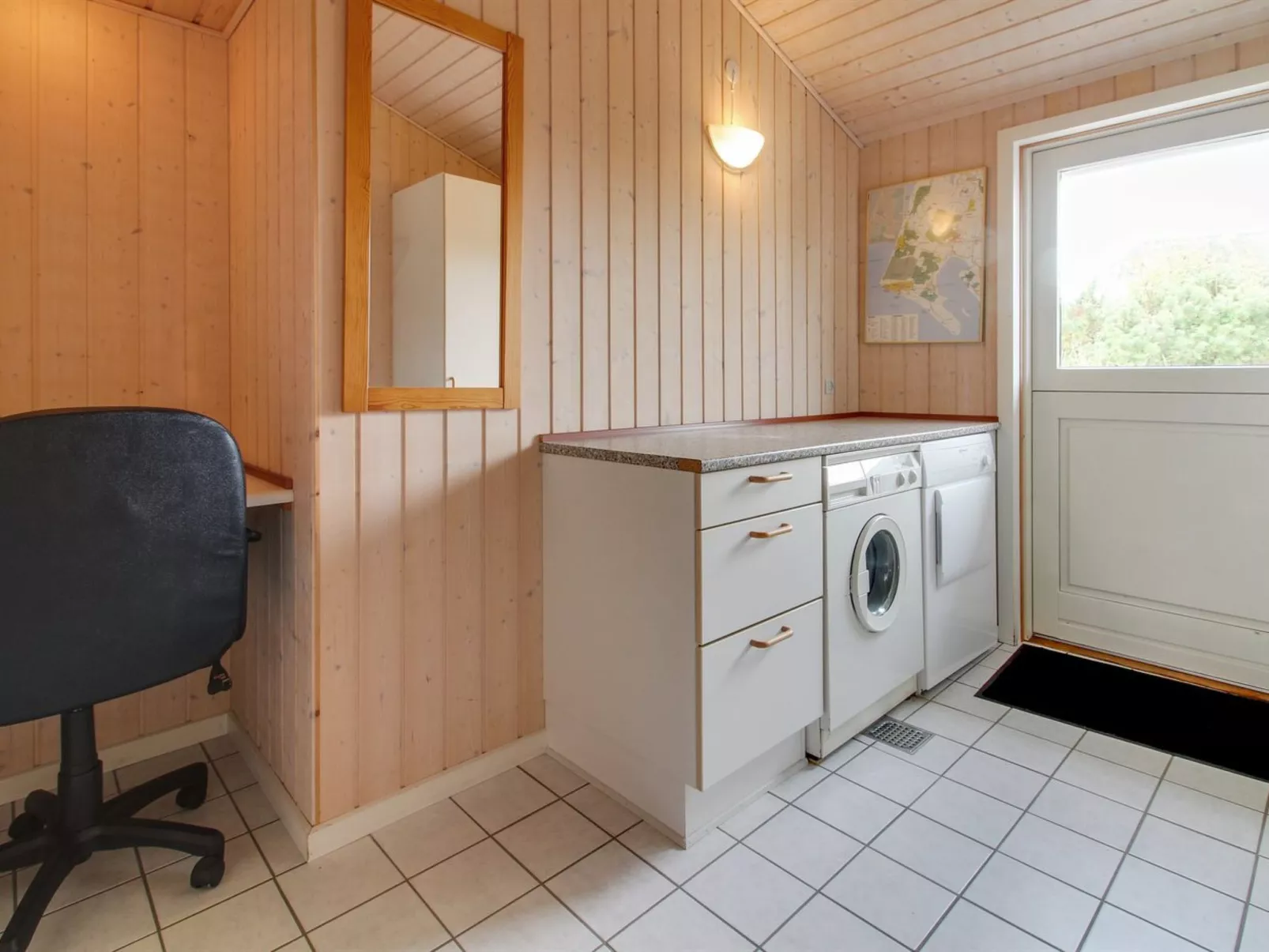 "Ottar" - 400m from the sea-Inside