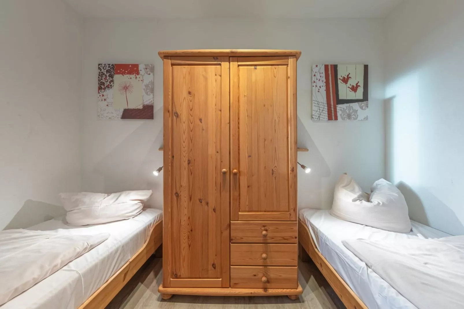 Kapitänshaus Gartendeck 64 qm Nr 501-Bedroom