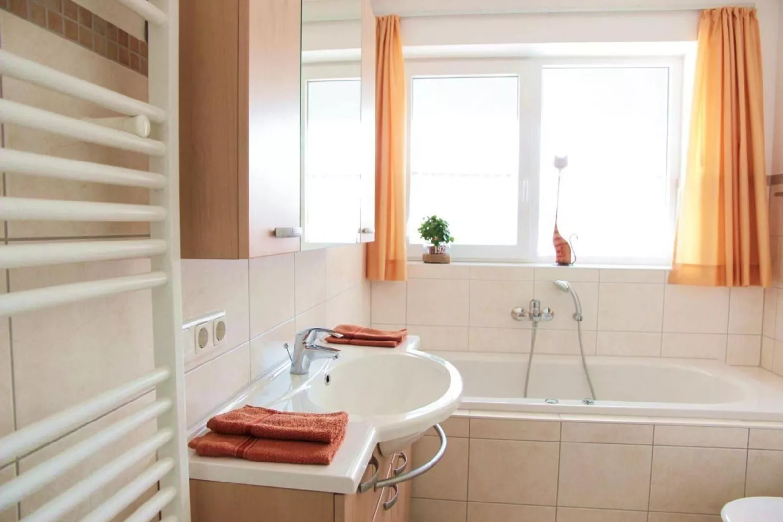 Kapitänsdeck 4 Pers 443-Badezimmer